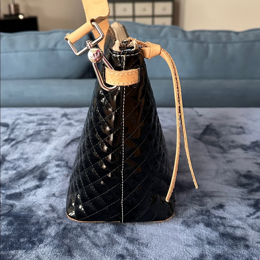 Consuela Jax bucket bag - Picture 4 of 11